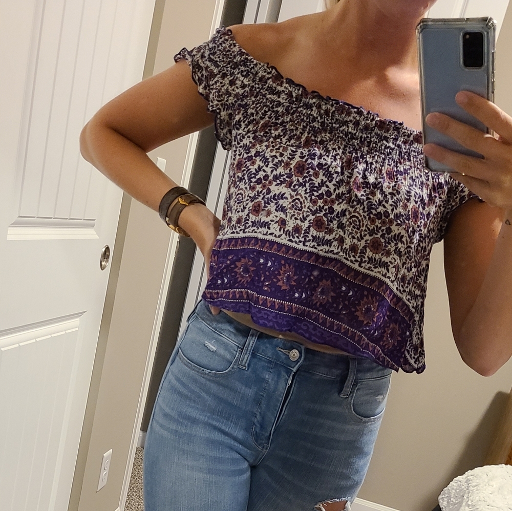 Off the shoulder, cropped style shirt